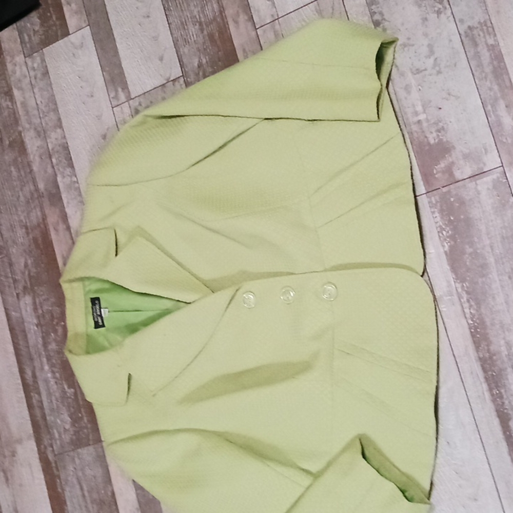 JACKET - Picture 2 of 6